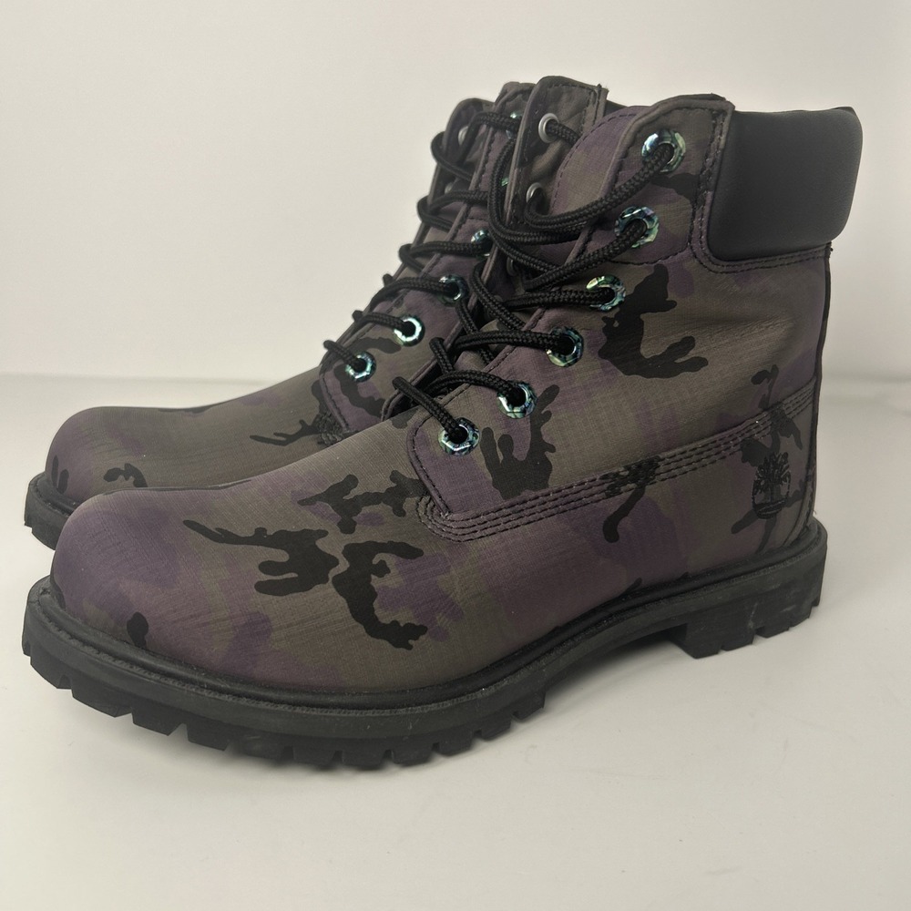 Timberland 6"‎ Premium Camo Boots Purple Black Iridescent Womens 8.5 NWOT A25E3
